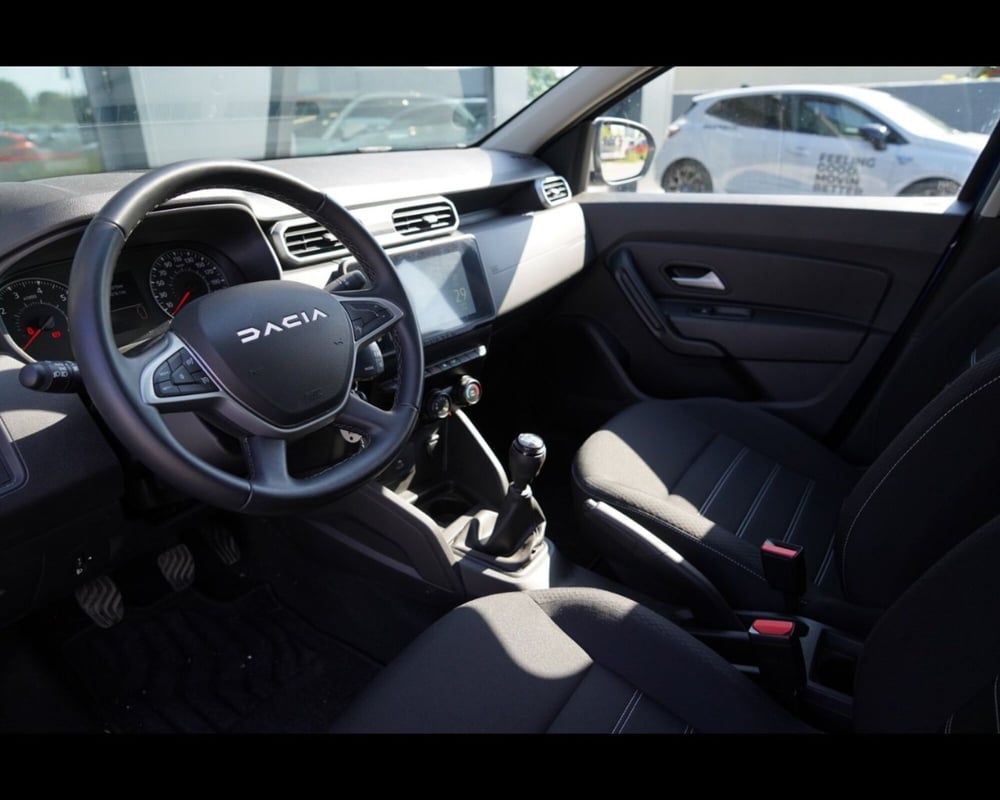 Dacia Duster usata a Venezia (19)