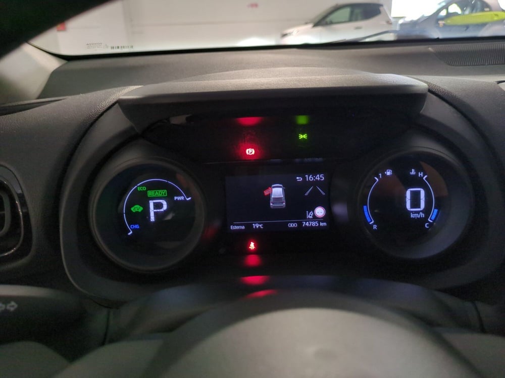 Toyota Yaris usata a Milano (14)