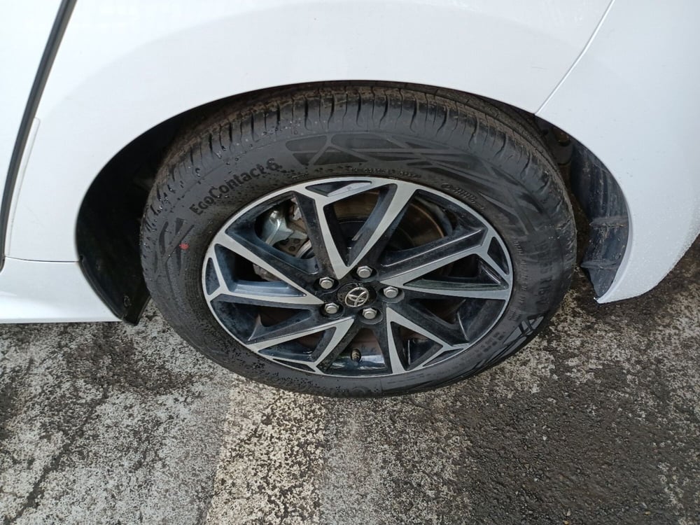 Toyota Yaris usata a Milano (14)