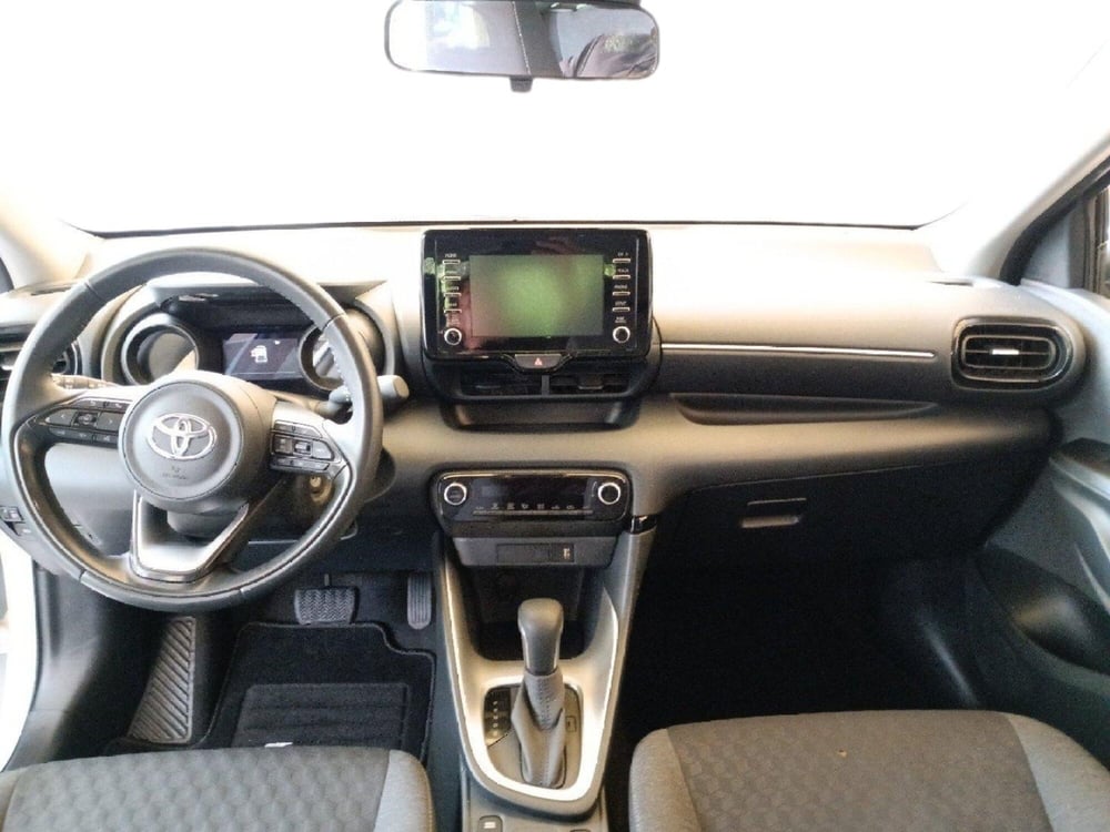 Toyota Yaris usata a Milano (9)