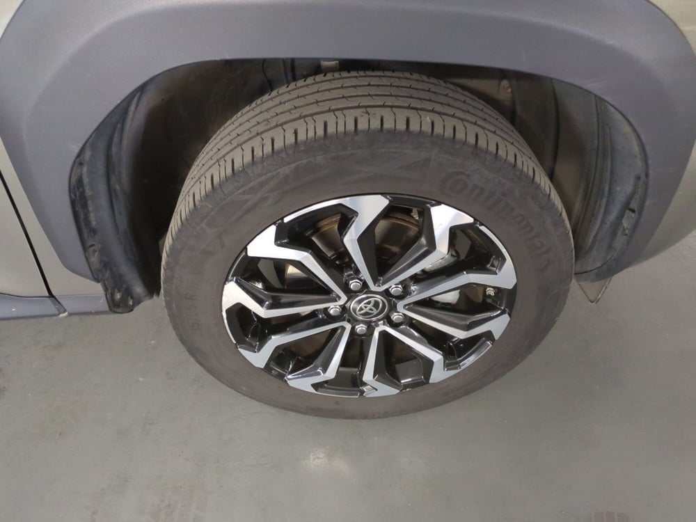 Toyota Yaris Cross usata a Milano (9)