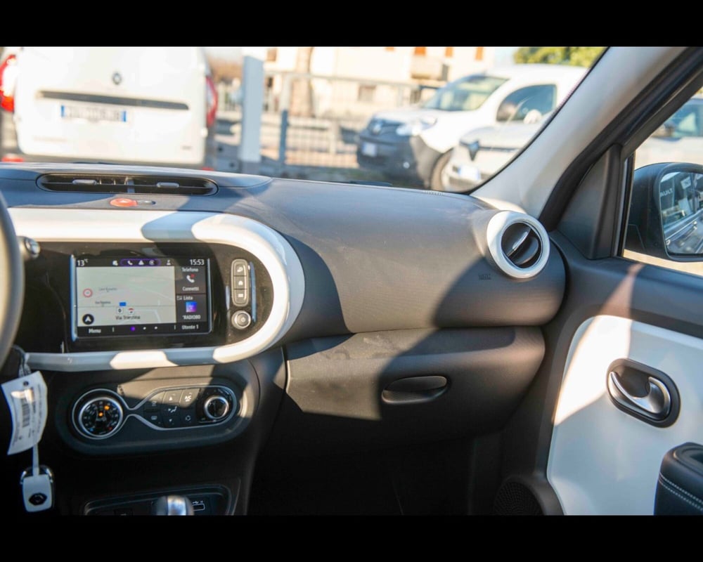 Renault Twingo nuova a Treviso (12)