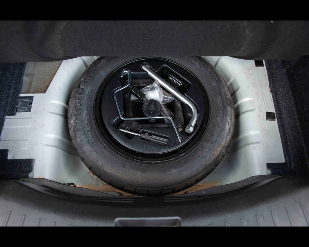 Lancia Ypsilon usata a Treviso (16)
