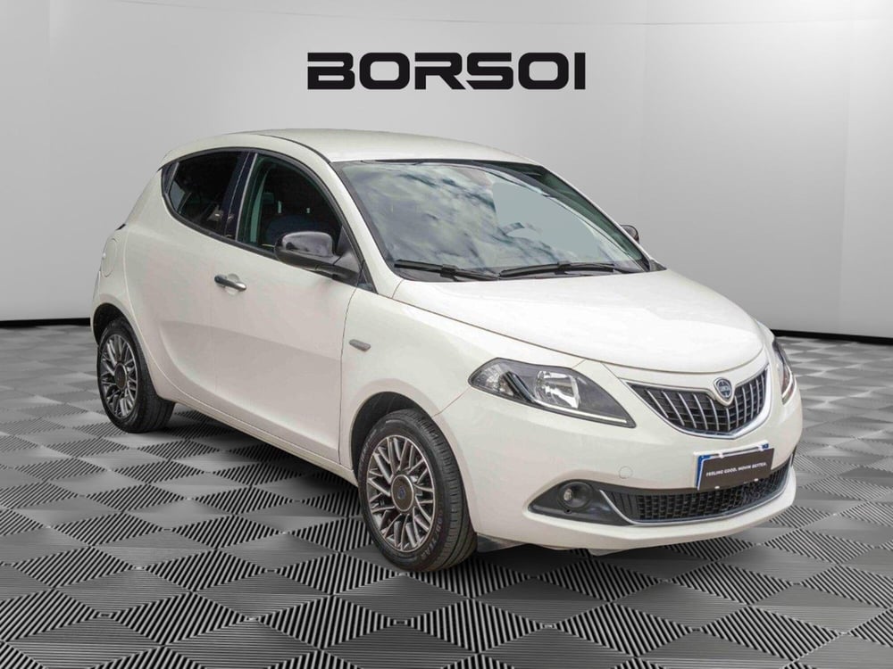Lancia Ypsilon usata a Treviso (7)