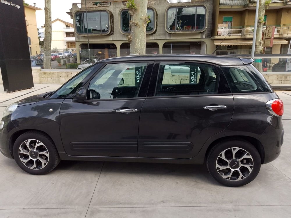 Fiat 500L usata a Napoli (4)