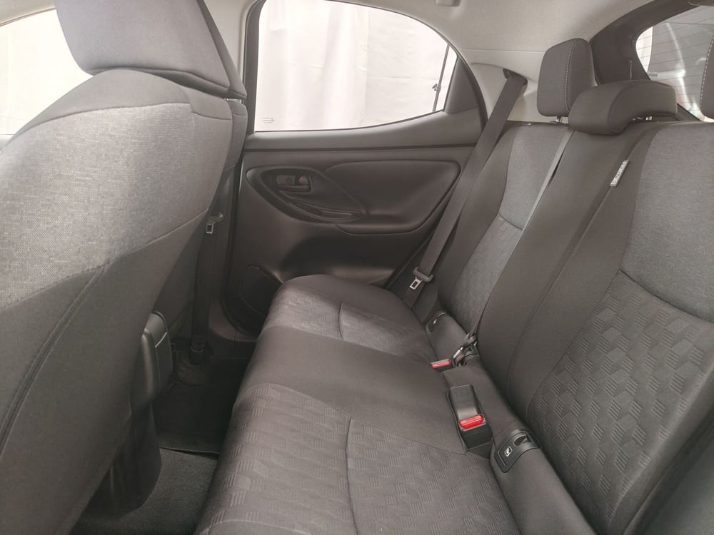 Toyota Yaris usata a Roma (15)