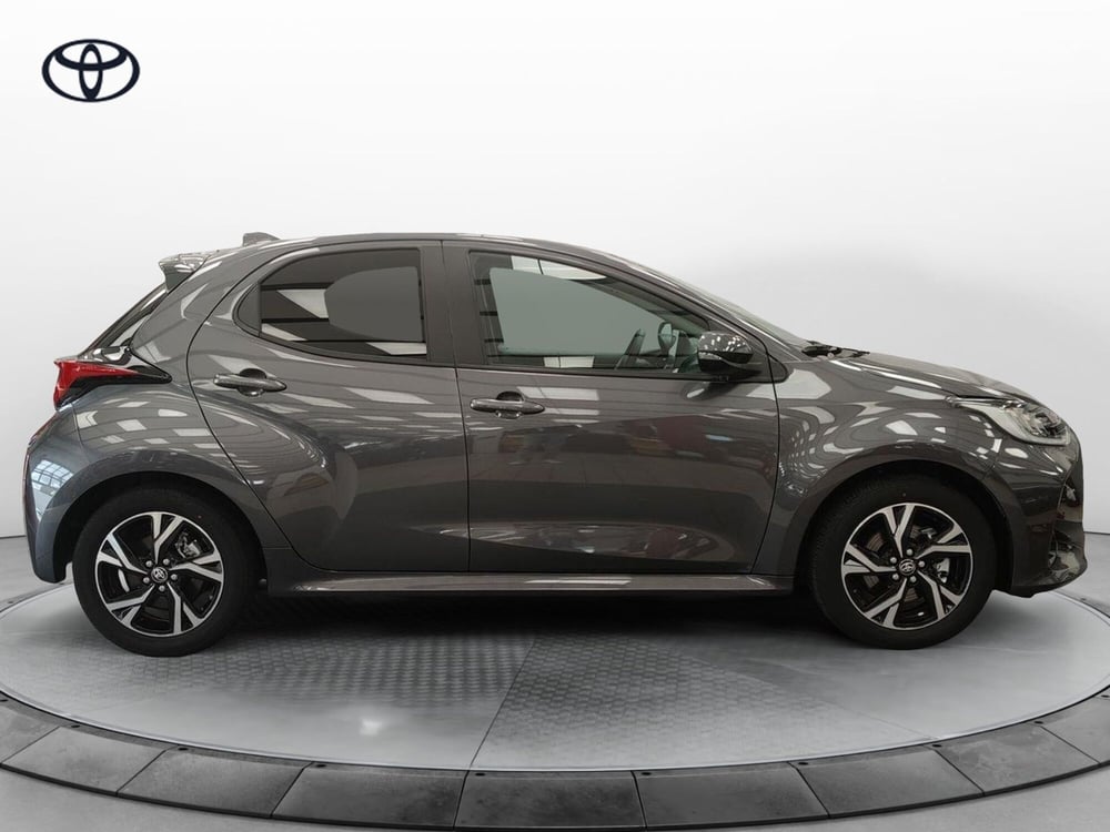 Toyota Yaris usata a Roma (17)