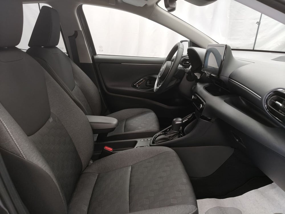 Toyota Yaris usata a Roma (6)