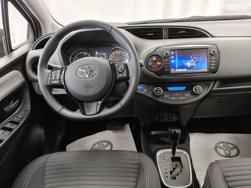 Toyota Yaris usata a Roma (10)