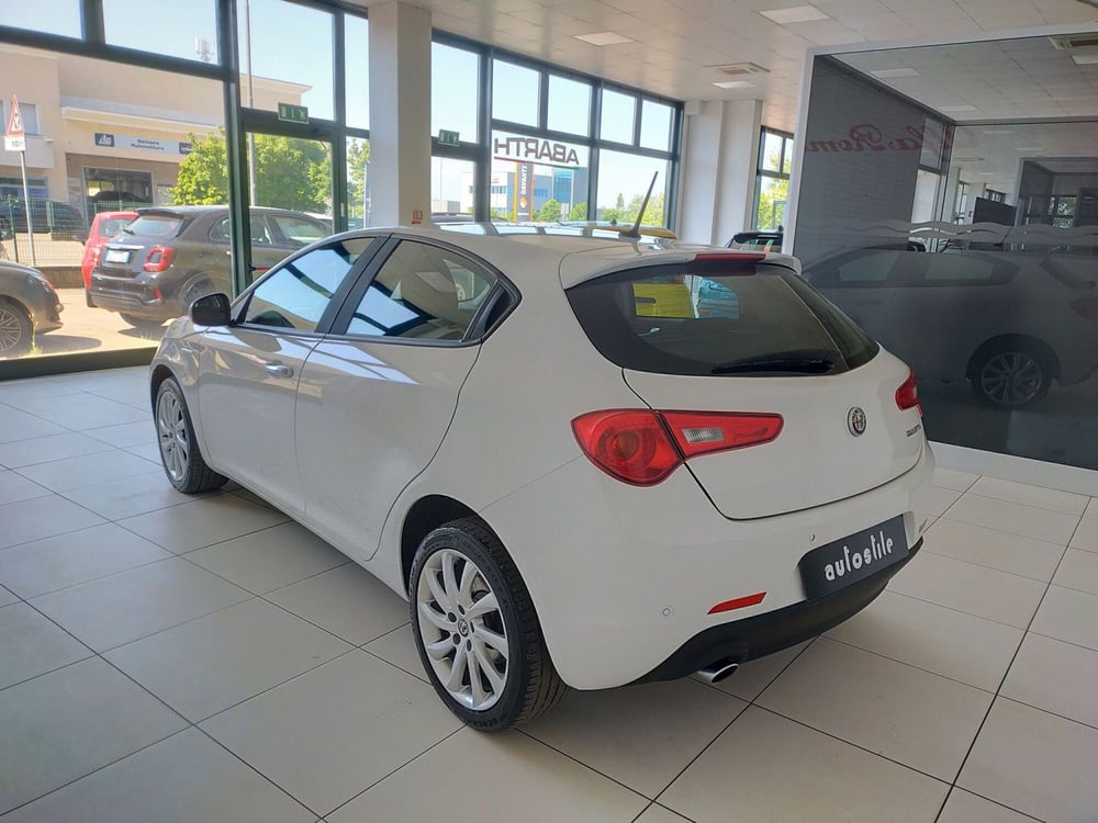 Alfa Romeo Giulietta usata a Reggio Emilia (6)