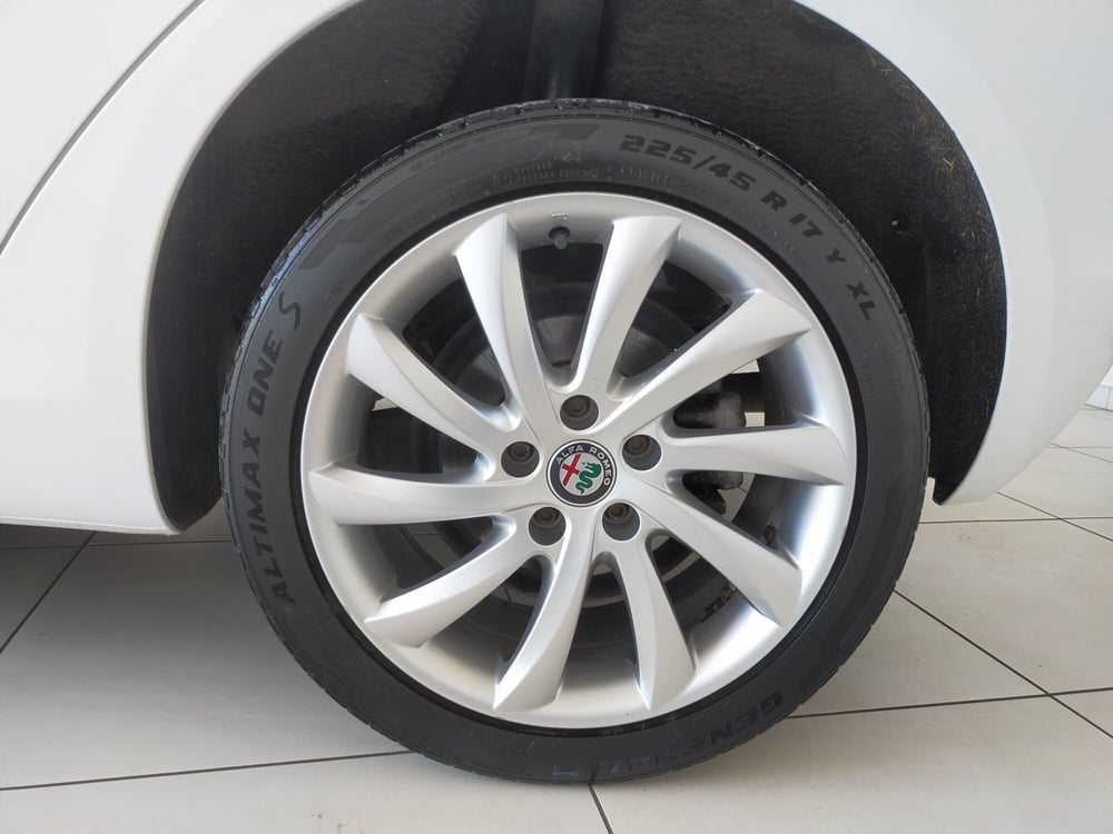 Alfa Romeo Giulietta usata a Reggio Emilia (7)