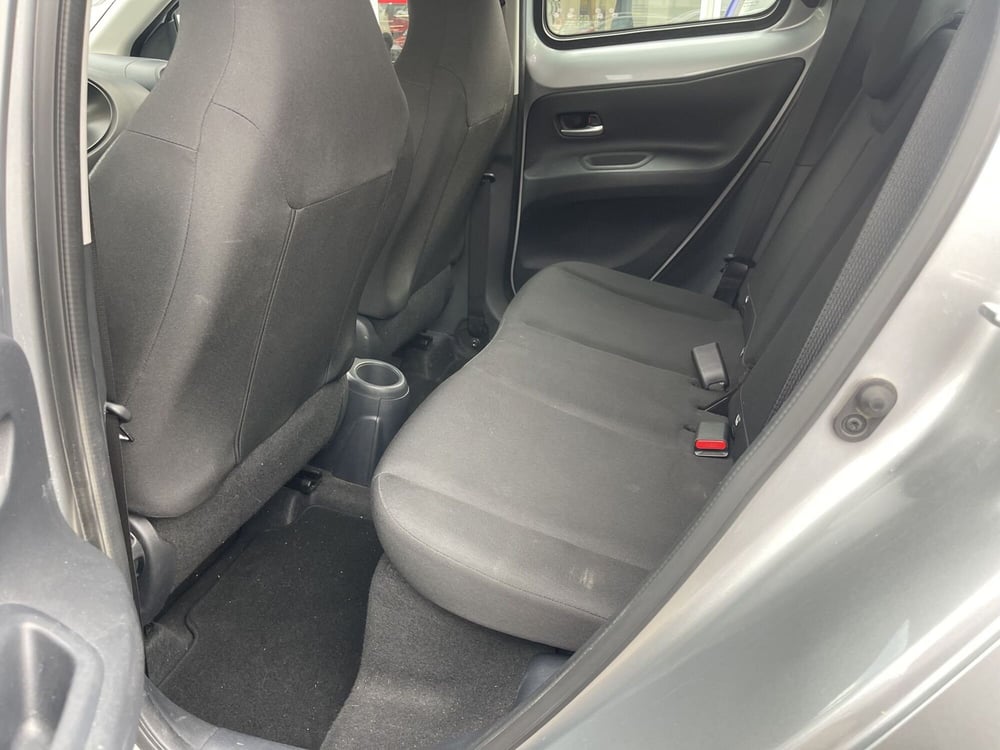 Toyota Aygo X usata a Bologna (9)