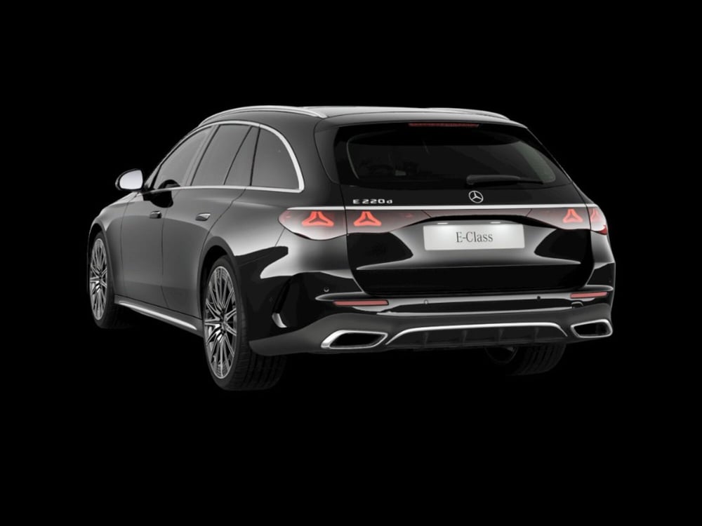 Mercedes-Benz Classe E Station Wagon nuova a Siena (5)