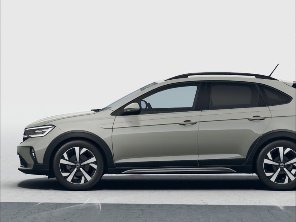 Volkswagen Taigo nuova a Livorno (3)