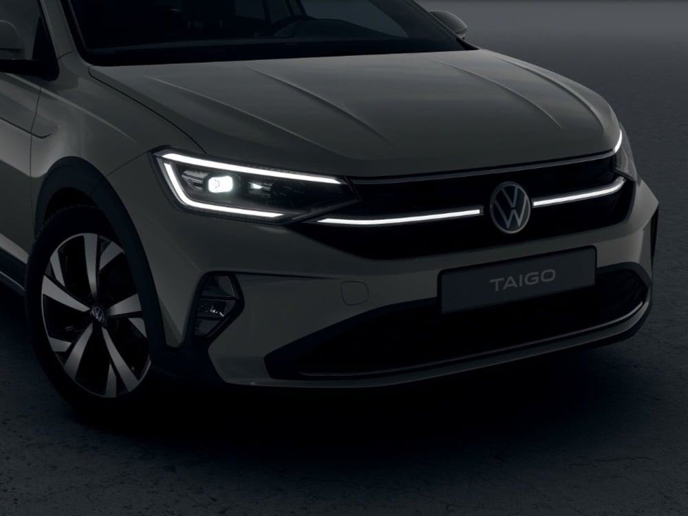 Volkswagen Taigo nuova a Livorno (5)