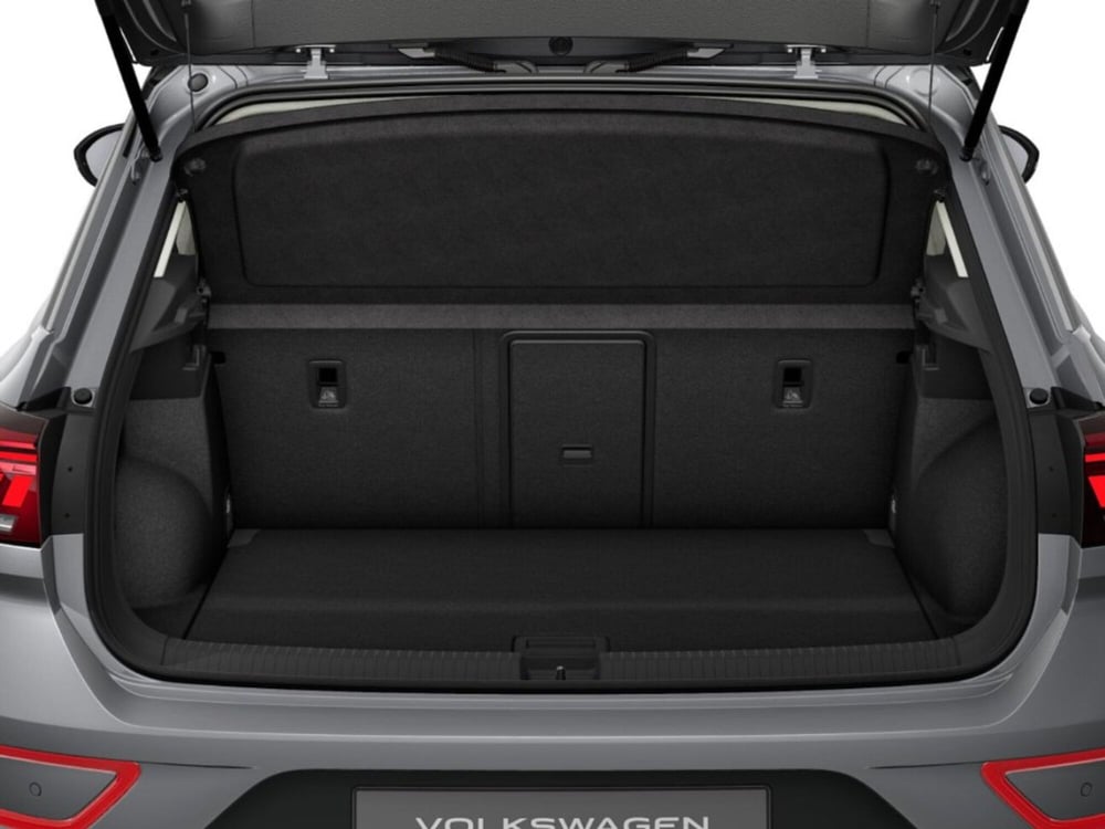 Volkswagen T-Roc nuova a Livorno (8)