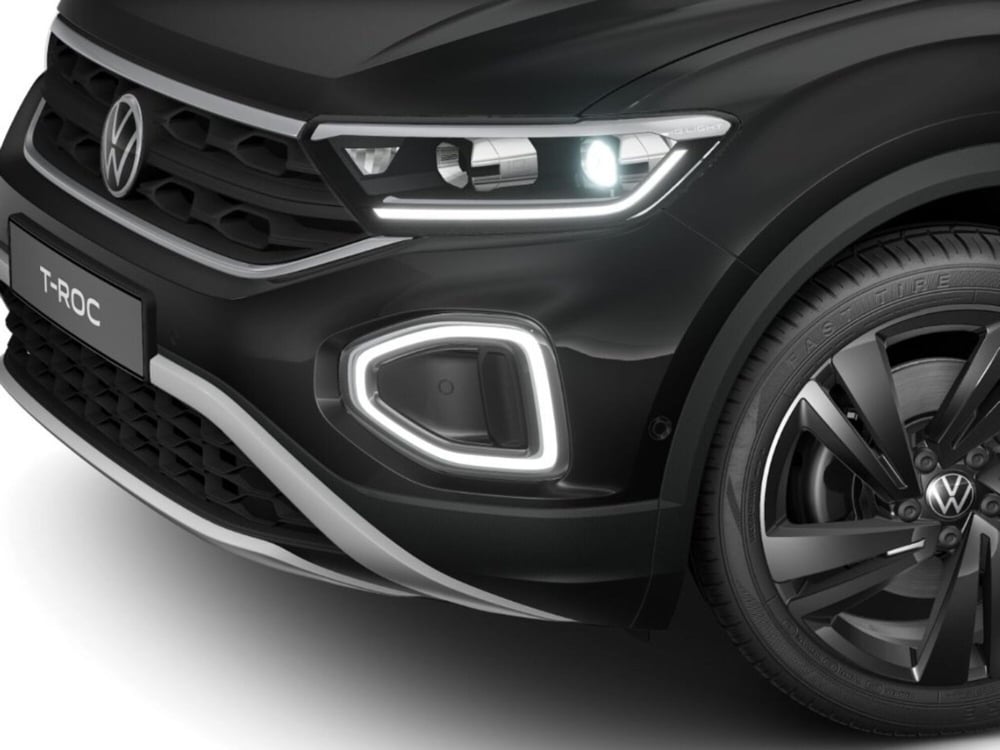 Volkswagen T-Roc nuova a Livorno (9)
