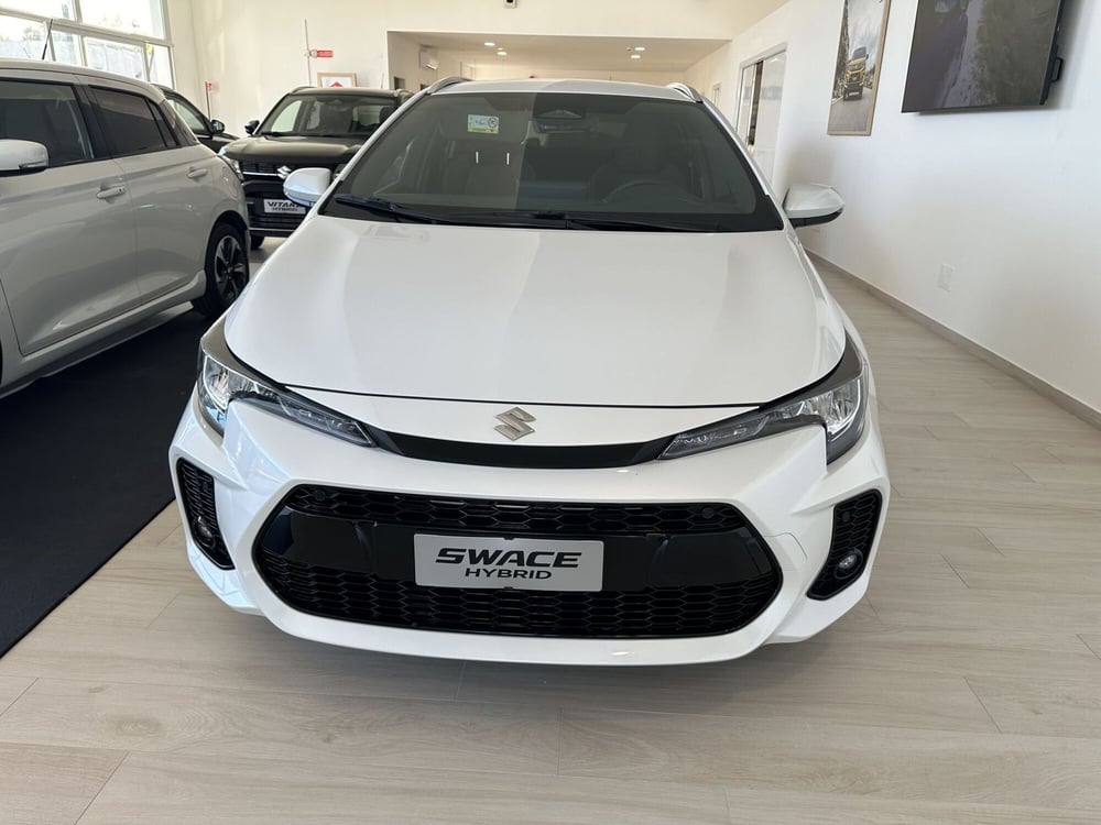 Suzuki Swace nuova a Latina (5)