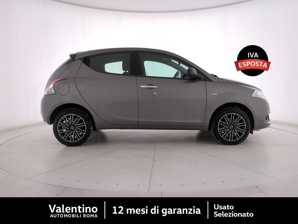 Lancia Ypsilon usata a Roma (2)