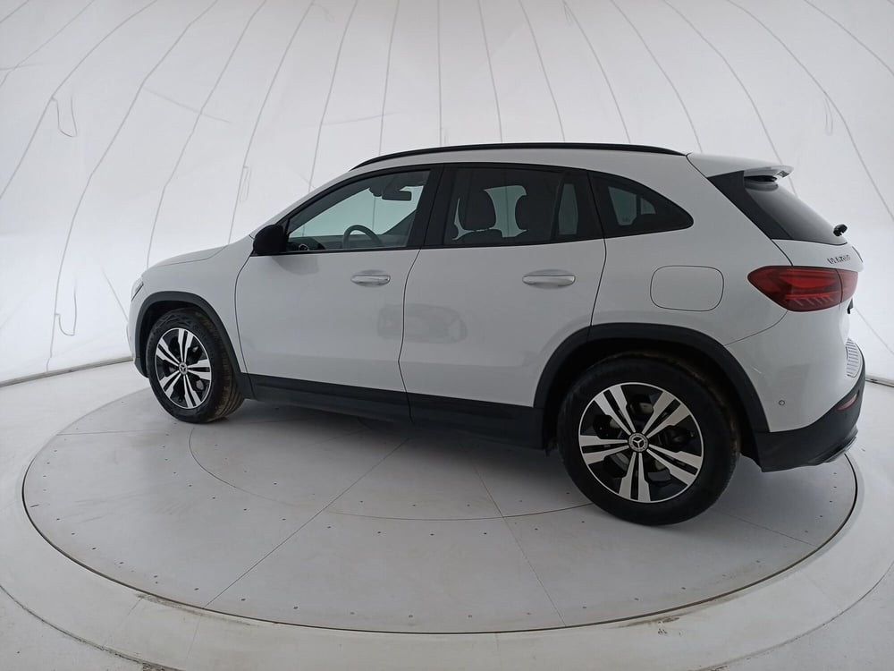 Mercedes-Benz GLA SUV usata a Bari (3)