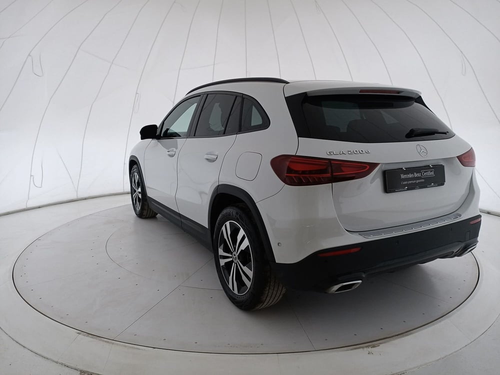 Mercedes-Benz GLA SUV usata a Bari (4)