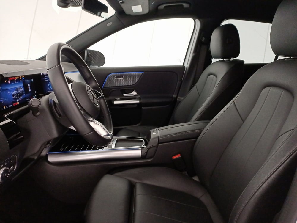 Mercedes-Benz GLA SUV usata a Bari (6)