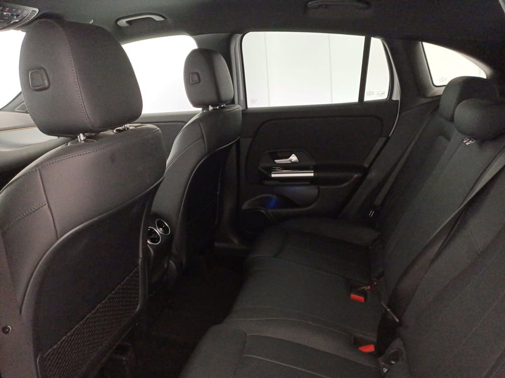Mercedes-Benz GLA SUV usata a Bari (8)