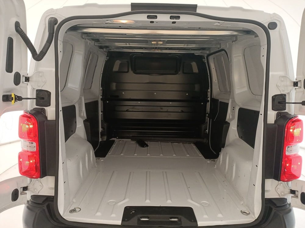 Fiat Scudo Furgone usata a Bari (11)