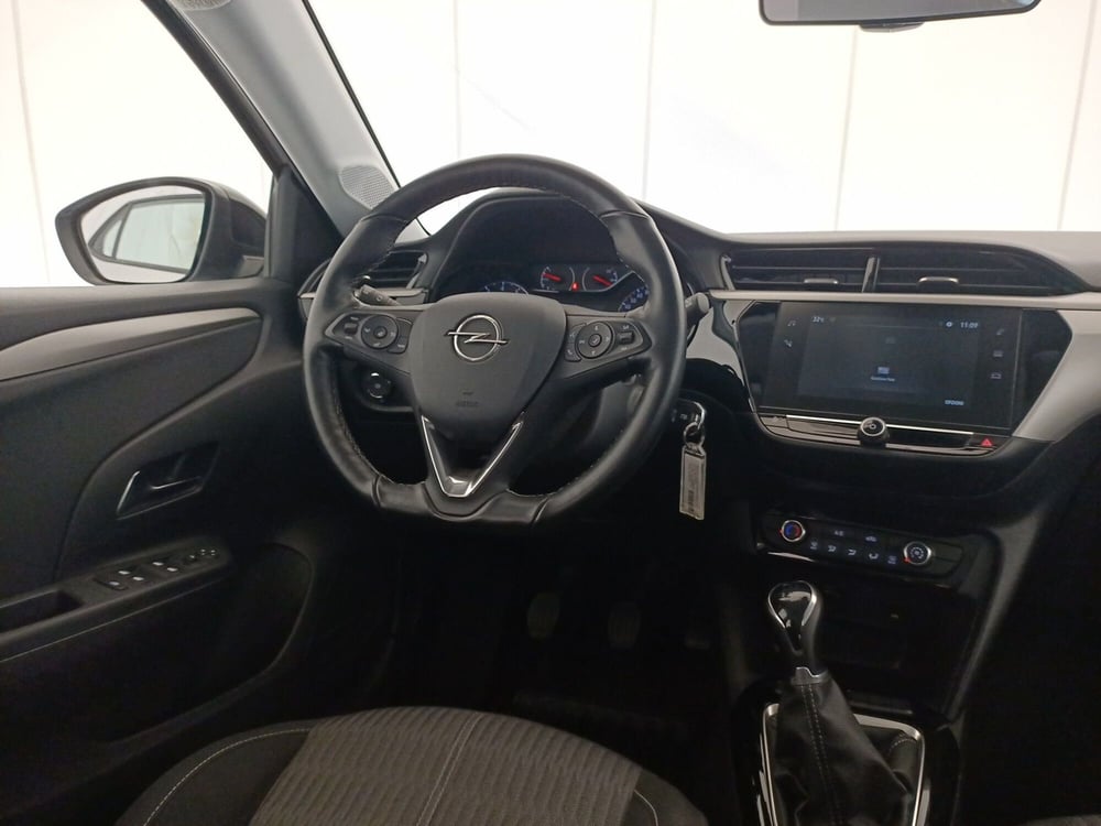 Opel Corsa usata a Bari (9)