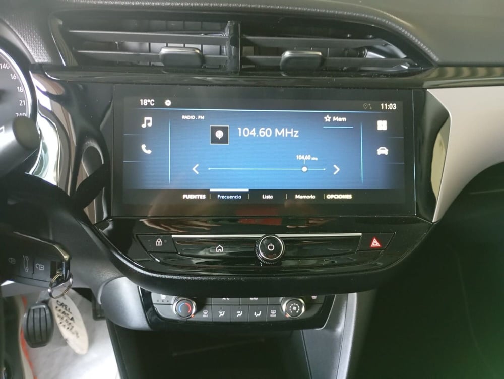 Opel Corsa nuova a Ferrara (11)