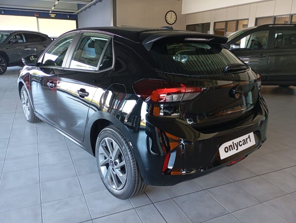 Opel Corsa nuova a Ferrara (4)