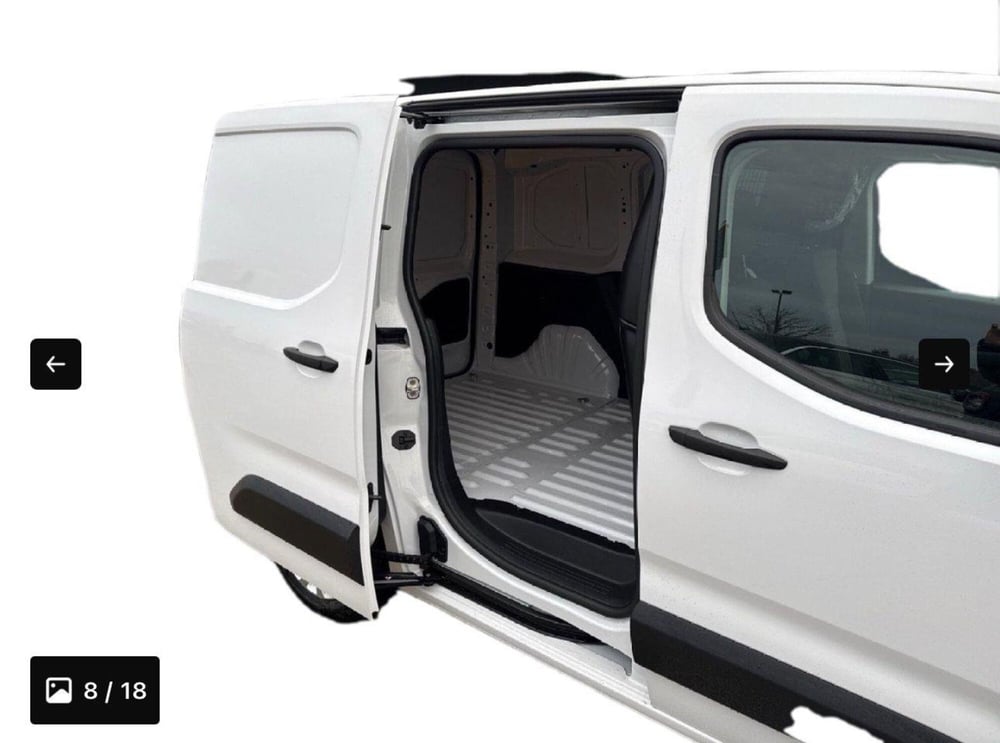 Toyota Proace City nuova a Ferrara (10)