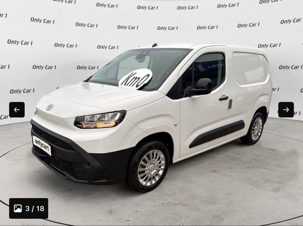 Toyota Proace City nuova a Ferrara (2)