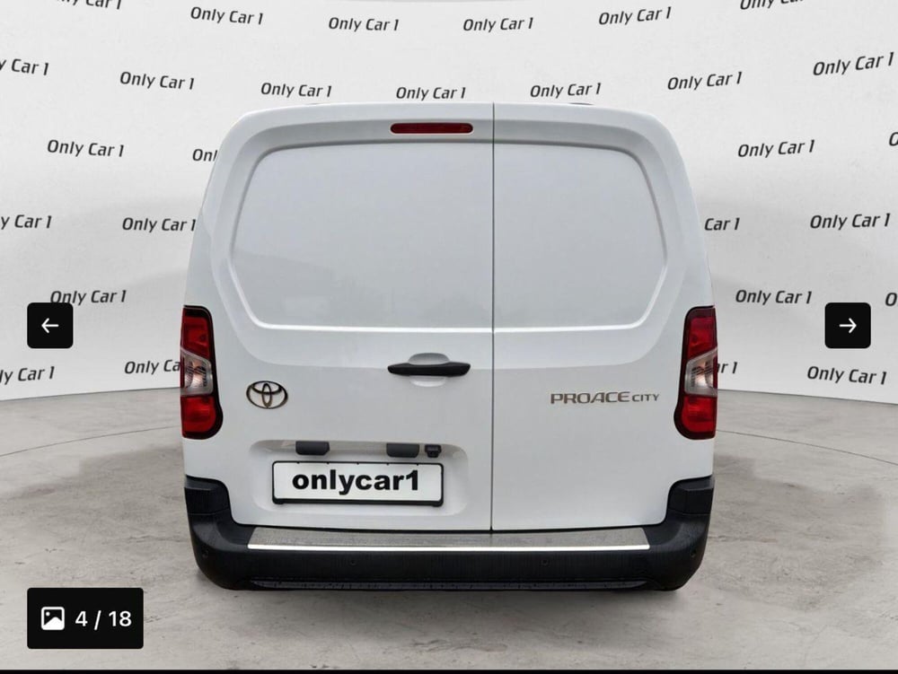 Toyota Proace City nuova a Ferrara (5)