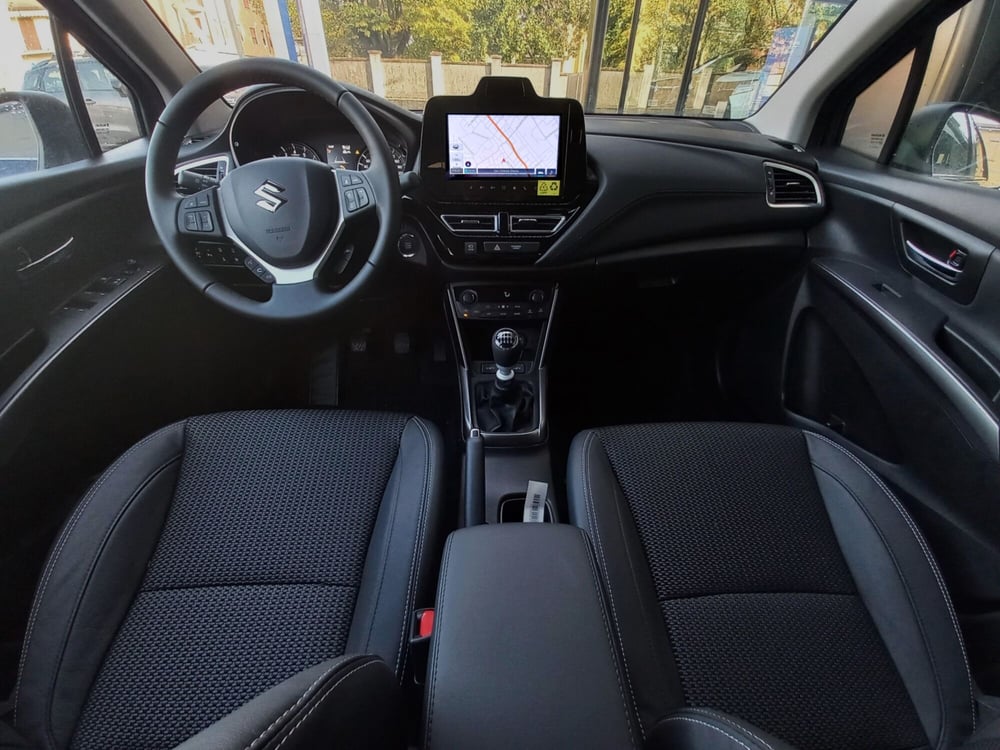 Suzuki S-Cross nuova a Milano (8)