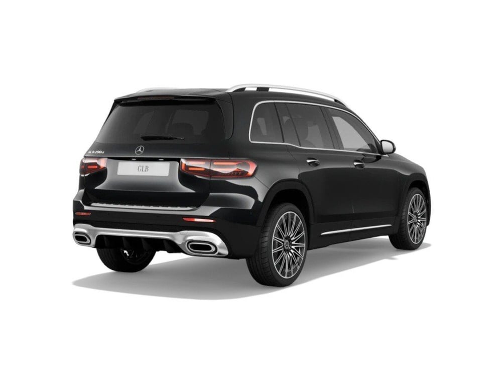 Mercedes-Benz GLB nuova a Ancona (5)