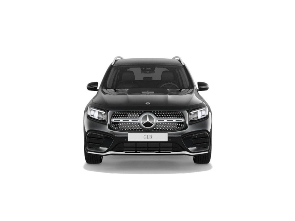 Mercedes-Benz GLB nuova a Ancona (8)