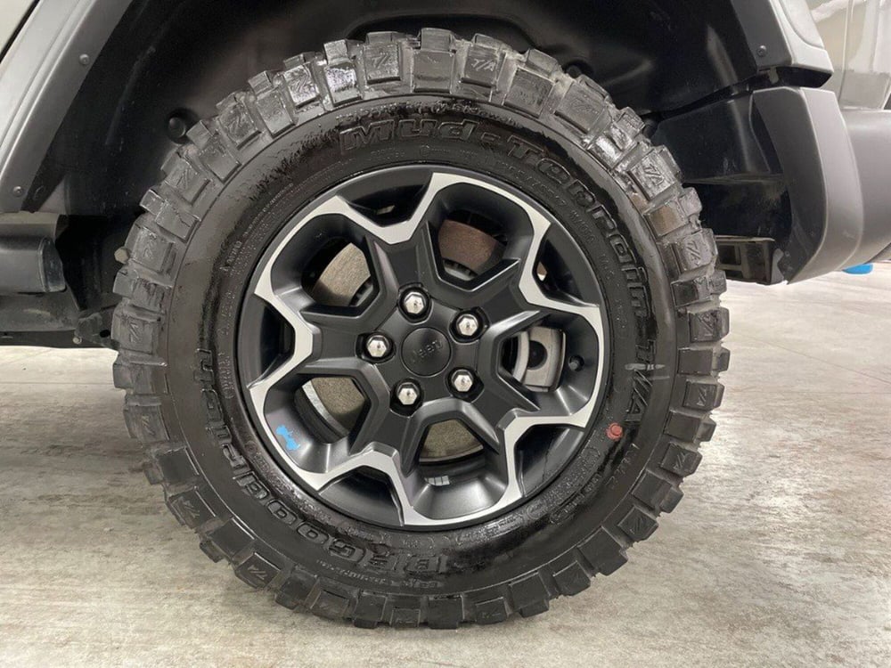 Jeep Wrangler Unlimited usata a Macerata (8)