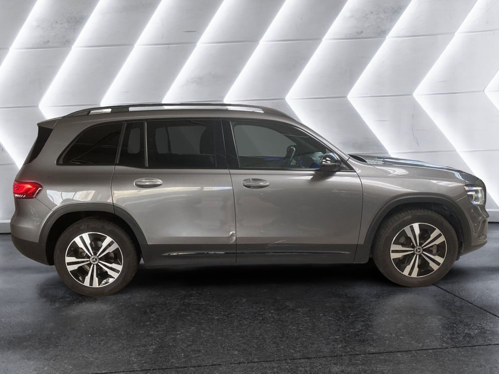 Mercedes-Benz GLB usata a Napoli (5)