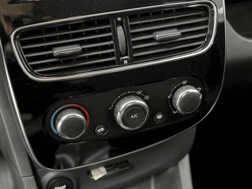 Renault Clio usata a Prato (16)