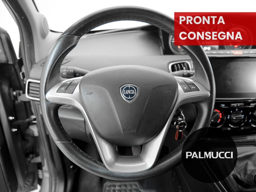 Lancia Ypsilon usata a Prato (10)