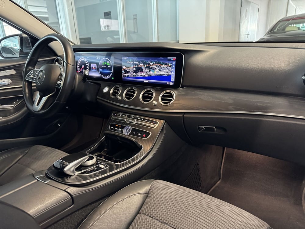Mercedes-Benz Classe E usata a Messina (9)