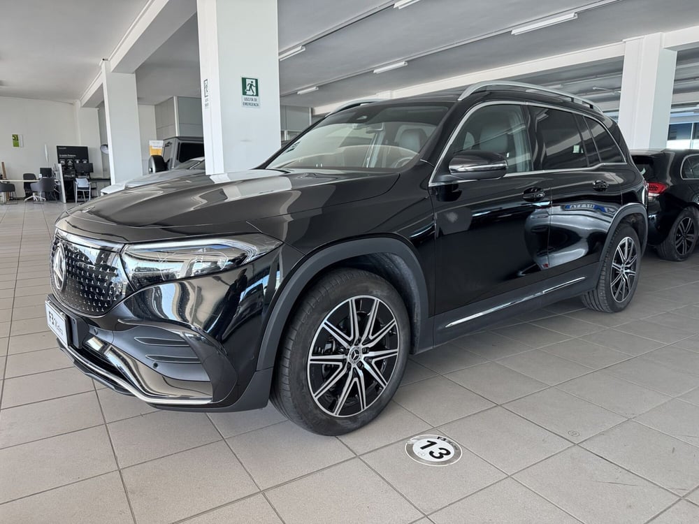 Mercedes-Benz EQB usata a Messina