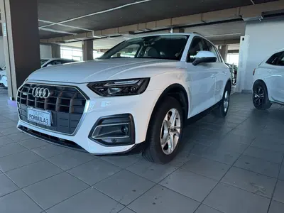Audi Q5 40 TDI 204 CV quattro S tronic Business del 2023 usata a Messina