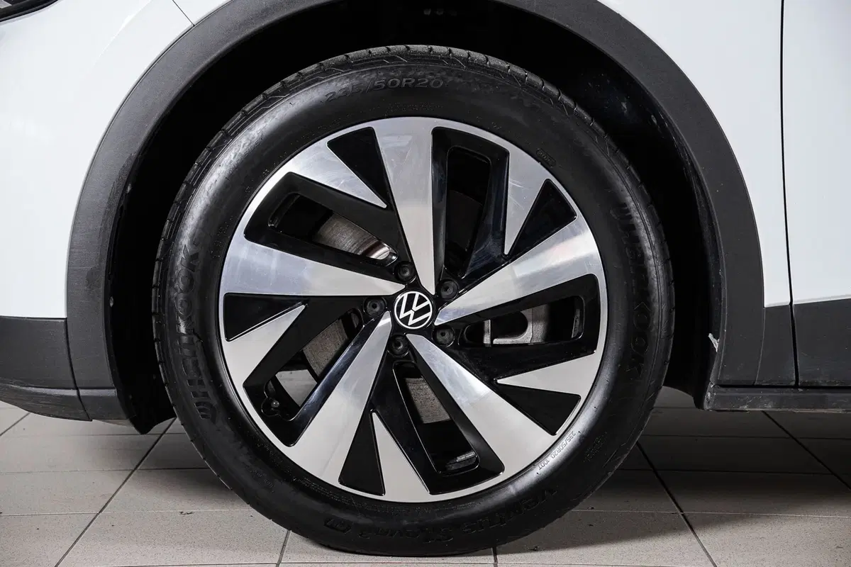 Volkswagen ID.4 usata a Perugia (6)