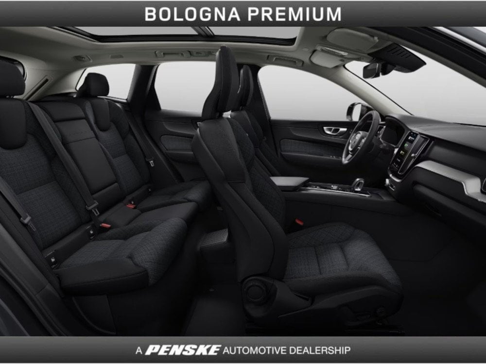 Volvo XC60 nuova a Bologna (4)