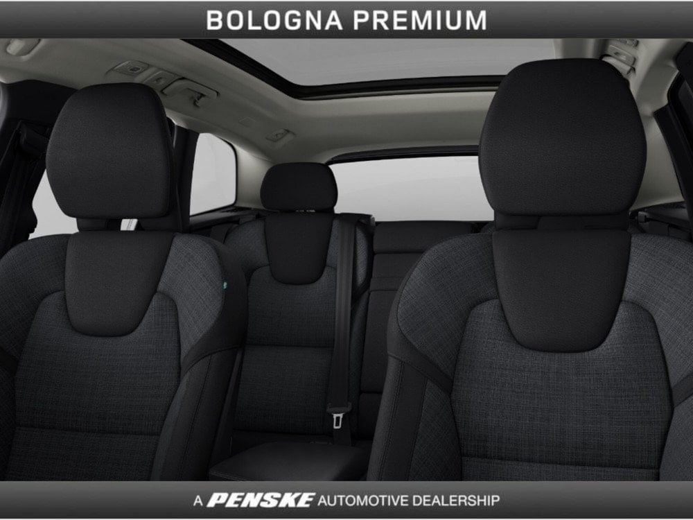 Volvo XC60 nuova a Bologna (4)