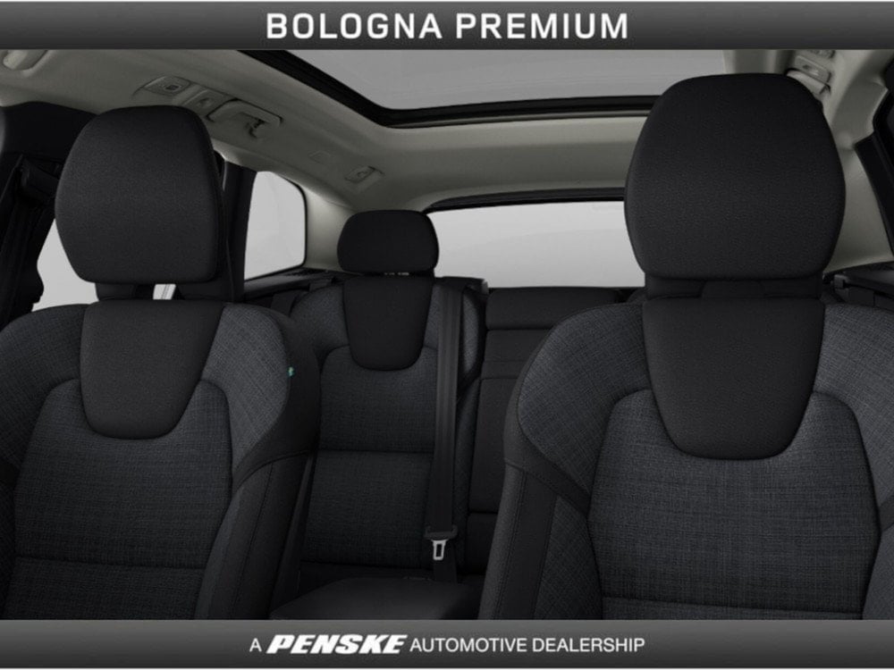 Volvo XC60 nuova a Bologna (4)