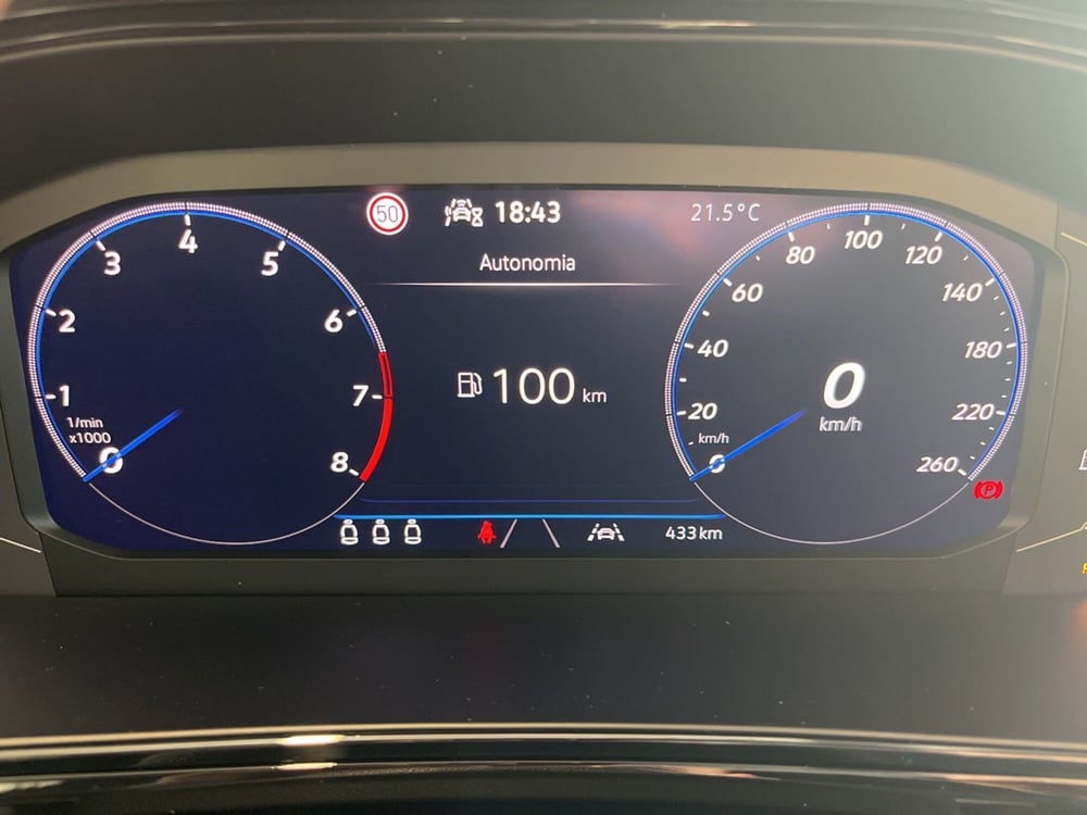 Volkswagen T-Roc usata a Salerno (10)