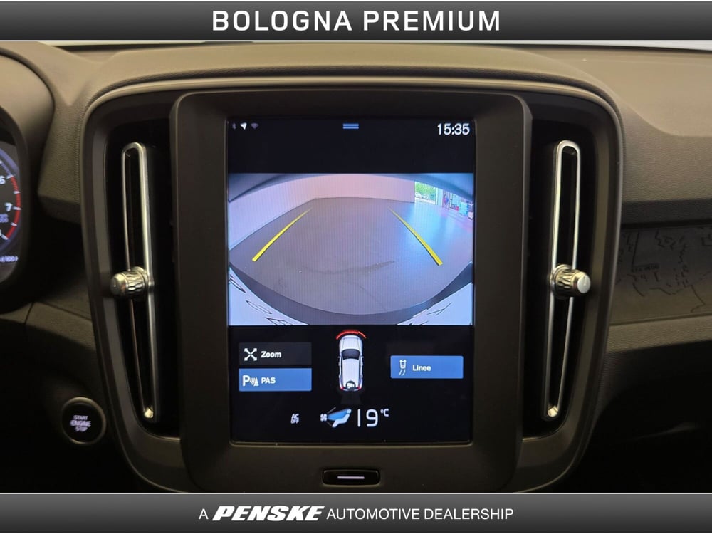 Volvo XC40 usata a Bologna (12)